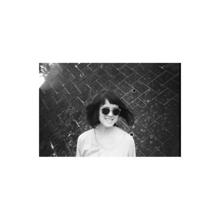 Lady grey b&w 35mm ISO 400 pack 3