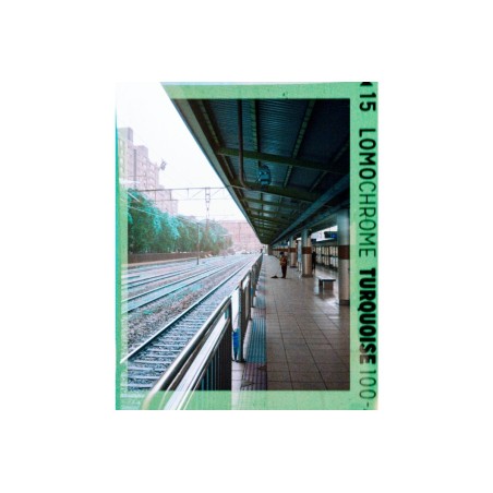 Lomochrome Turquoise 110mm ISO 100-400