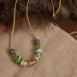 Collar de cuentas MAO