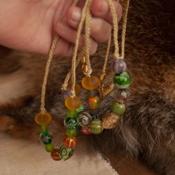 Collar de cuentas MAO