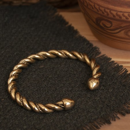 Torques brazo Brigit